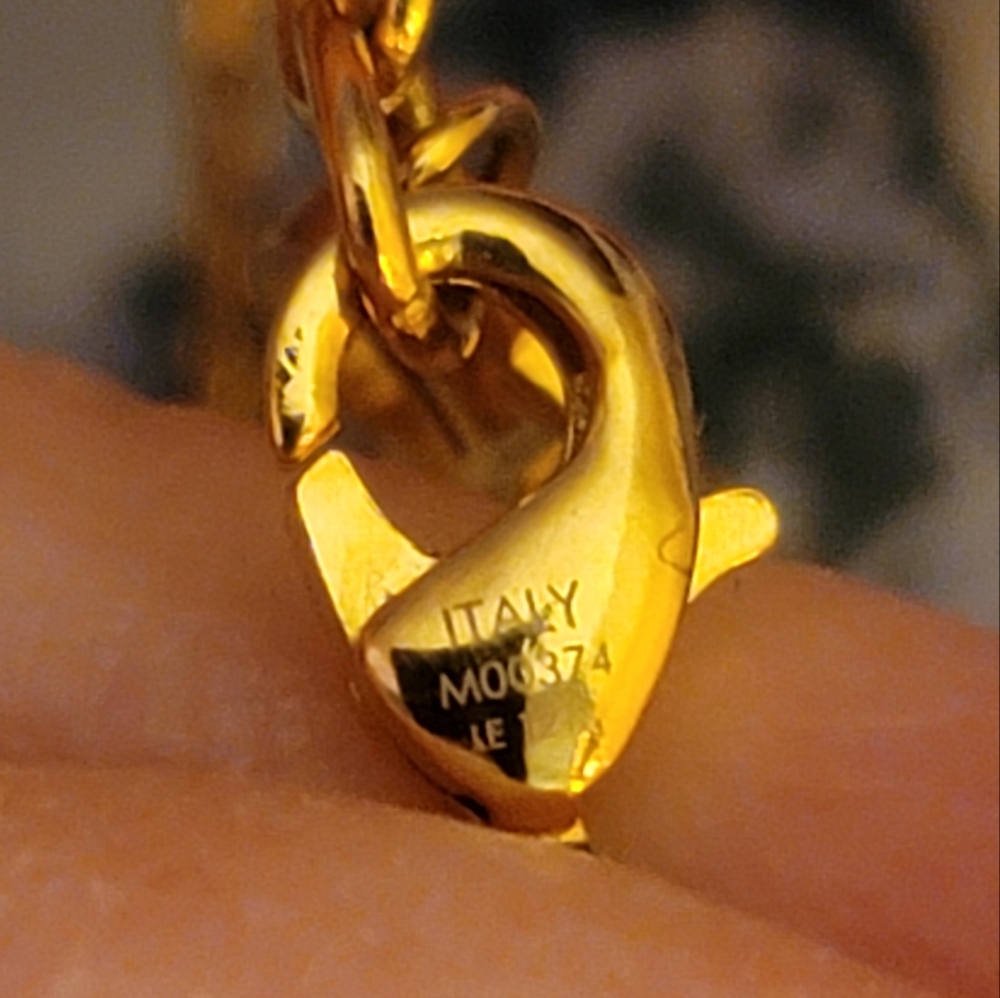 Louis Vuitton Petit Louis Bracelet Never Worn Yellow, Gold plated/ Never Worn - Picture 6 of 7